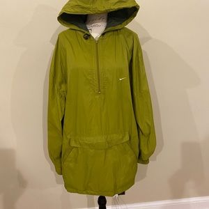 NIKE Men’s Vintage Wind-runner Pullover Jacket